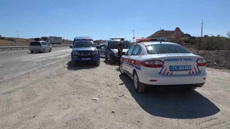 Ordu Büyükşehir Belediye Başkanı Güler, trafik kazası geçirdi: 2’si çocuk, 5 yaralı