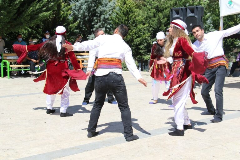 Mamak Belediyesi’nden Aşure ikramı