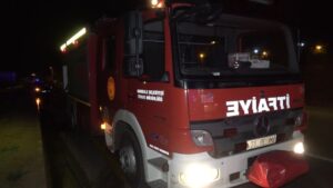 İki otomobil kafa kafaya çarpıştı: 5 yaralı