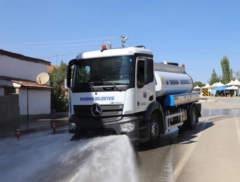 Yahşihan Belediyesine sulama arazözü hibe edildi