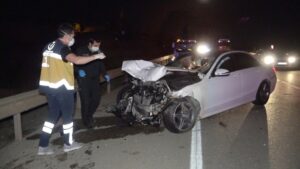 Otomobilin çarpması ile 200 metre sürüklenen yaya feci şekilde can verdi