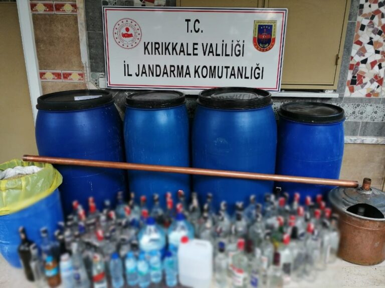 Kırıkkale’de ‘sahte içki’ operasyonu: 4 bin 819 litre ele geçirildi
