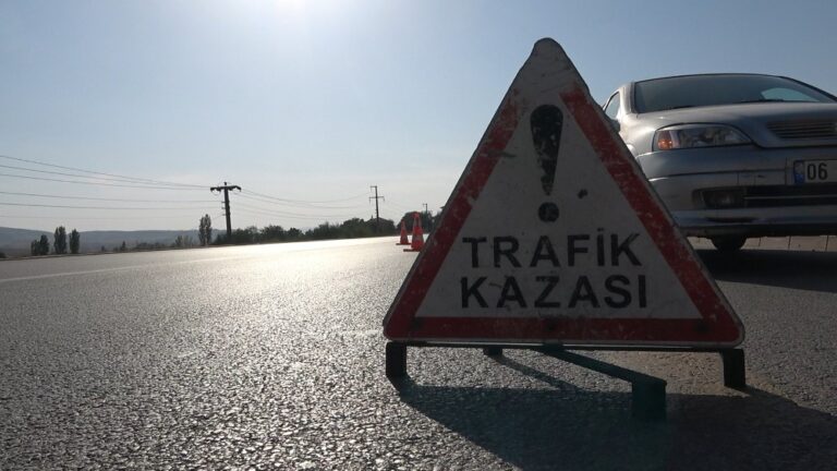 Kırıkkale’de zincirleme trafik kazası: 5 yaralı