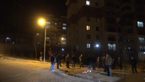 Bir mahalle sokağa indi: 397 dairenin doğal gazının bağlanmamasını protesto ettiler