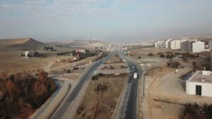 43 ilin geçiş güzergahındaki trafiğin son durumu havadan görüntülendi