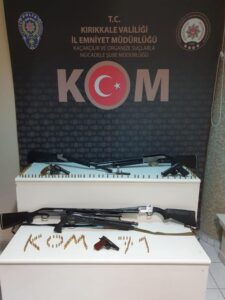 Kırıkkale’de 3 ruhsatsız tabanca ele geçirildi
