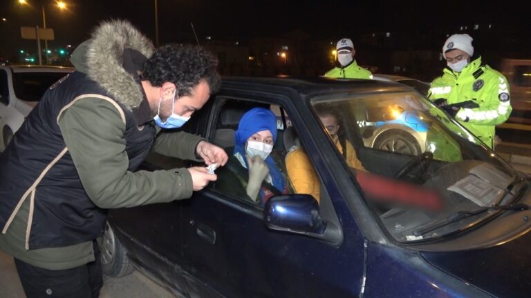 43 ilin geçiş noktasında denetim: ’Korona virüse geçit yok’
