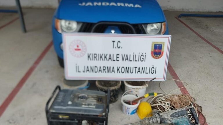 Yerin 15 metre altında define kazısı yapanlar suçüstü yakalandı: 9 kişi gözaltında