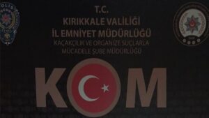 KOM polisinden ’kaçak tütün’ operasyonu: Kaçak tütün ve çok sayıda makaron ele geçirildi