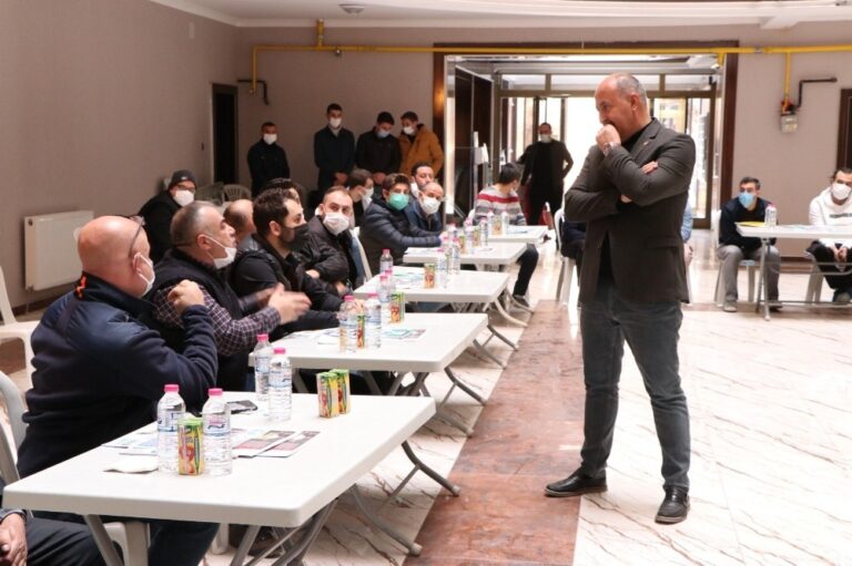 Başkan Türkyılmaz, “Talepleri dinleyerek çözüm üretiyoruz”