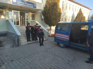 72 suçtan araması bulunan ’suç makinesi’ yakalandı