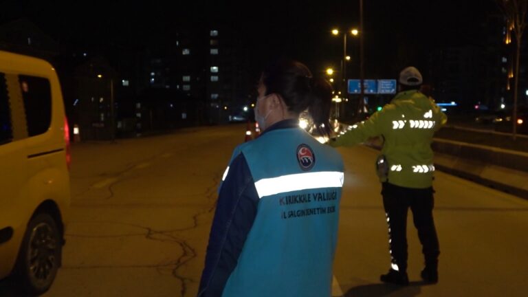 43 ilin geçiş güzergahında HES kodu denetimi: Otobüsler ve özel araçlar tek tek durduruldu