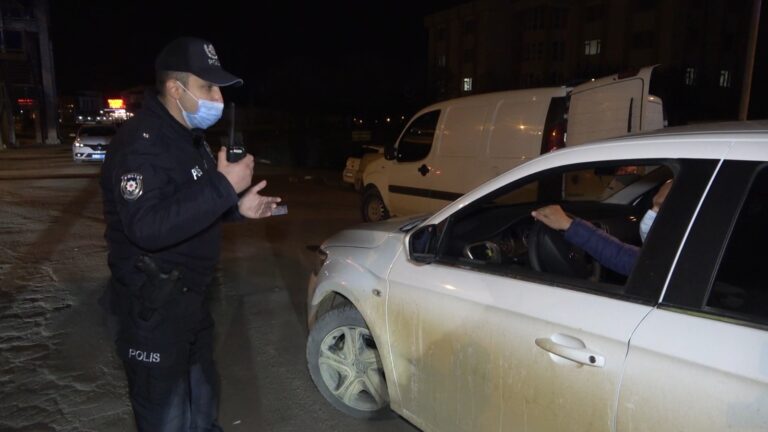 Riskli grubundaki baba ve kızı karantinaya alındı: 4 bin 50’şer lira ceza uygulandı