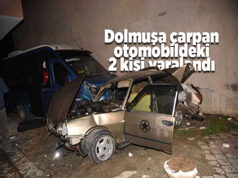 Kırıkkale’de dolmuşa çarpan otomobildeki 2 kişi yaralandı