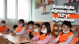 Anaokulu öğrencileri 112’yi öğreniyor