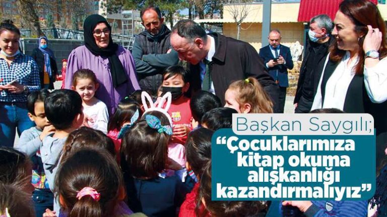 Çocuklarımıza kitap okuma alışkanlığı kazandırmalıyız
