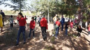 Kırıkkale’de Cumhuriyet için 100 fidan toprakla buluştu