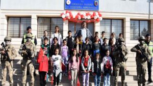 Kırıkkale’de jandarma öğrencilere huzur ve güven verdi