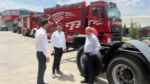 Keskin’e vidanjör ve çöp kamyonu hibe edildi