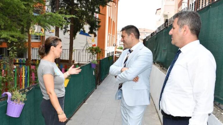 Okullarda inceleme yaptılar