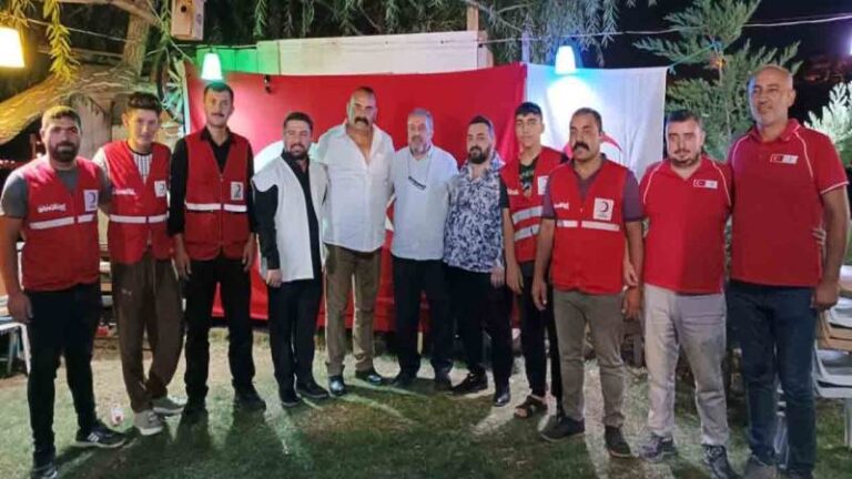 Kızılay’dan rengarenk kandil programı
