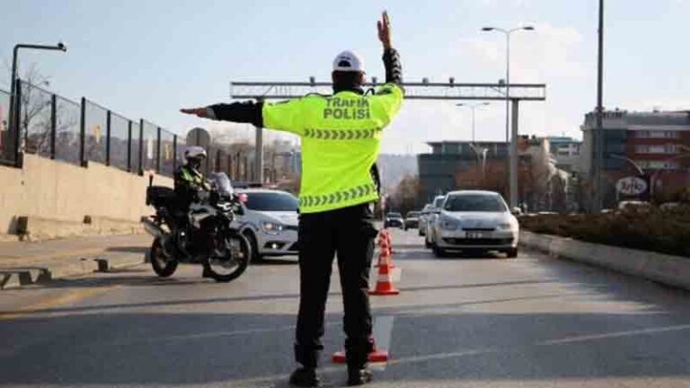 Ankara’da çaldılar, Delice’de yakalandılar