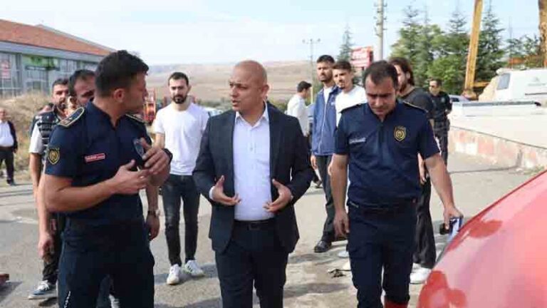 Başkan Önal, yangın alanında inceleme yaptı