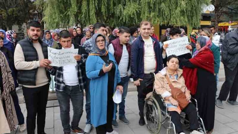 Özel çocuk annelerinden kurs kapatılmasına tepki!