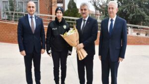 Vali Makas, polis adaylarıyla buluştu