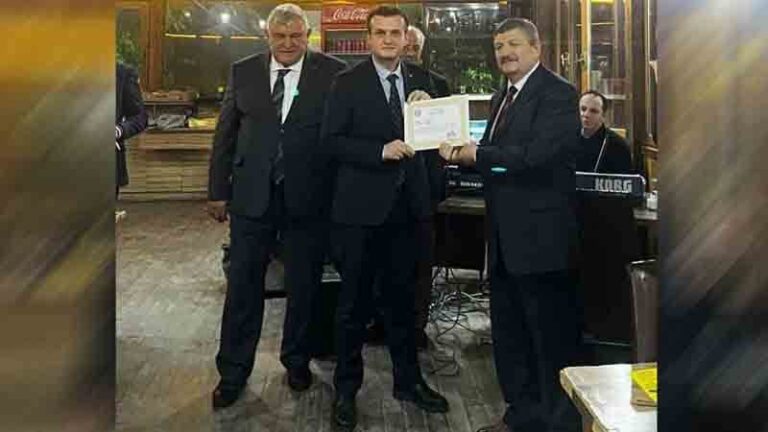 Müdür Yurtoğlu, emekliliğe ayrıldı
