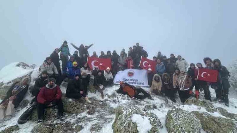 Bozkır dağcılarından kar tırmanışı