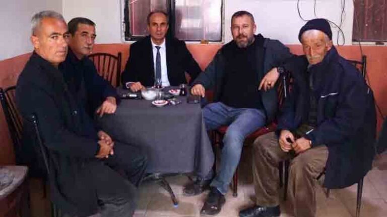 Başkan Akyüz, esnafları ziyaret etti