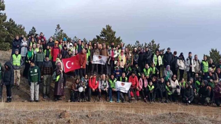 Yeşilay ve Bozdak’tan bağımsızlık seferberliği