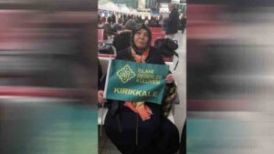 Umre yolcuları dualarla uğurlandı