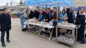 Deprem bölgesi için hayır çarşısı