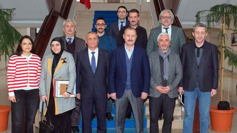 Üniversite ve İŞKUR arasında protokol