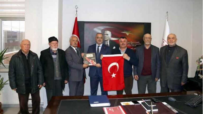 Şehit ailelerinden Polat’a anlamlı ziyaret