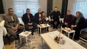 Önal’dan kazada yaralanan Toral’a geçmiş olsun ziyareti