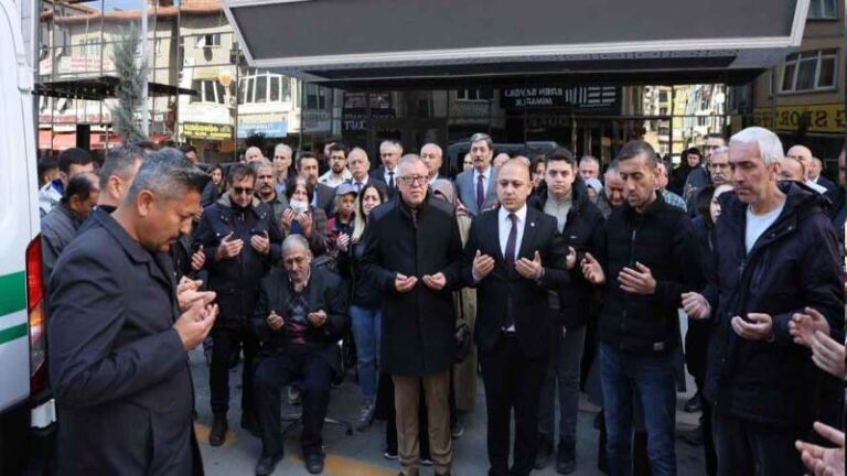 Kırıkkale Belediyesi’ni üzen vefat!