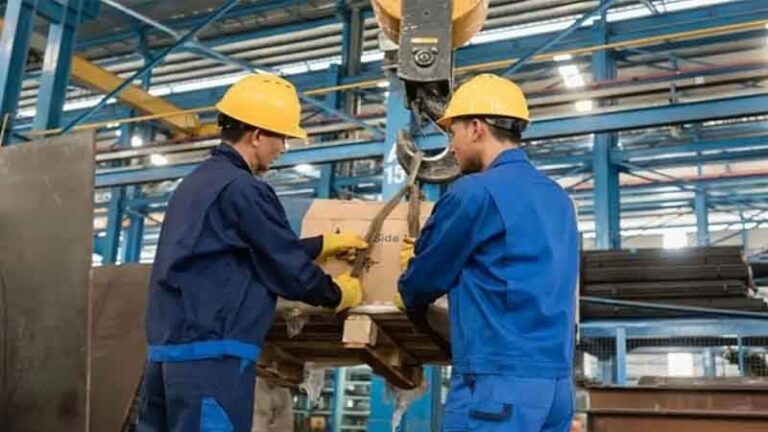 Sanayi üretimi yıllık %1,9 azaldı