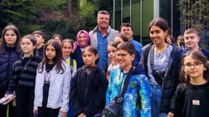 Sadettin Saran, Kırıkkaleli çocukları ağırladı