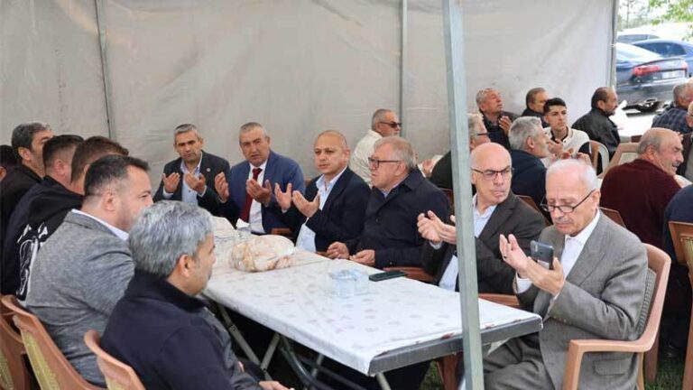 Pazarcık Köyü yağmur duasında buluştu