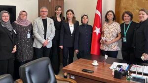 Sağlık-Sen’den anlamlı kutlama
