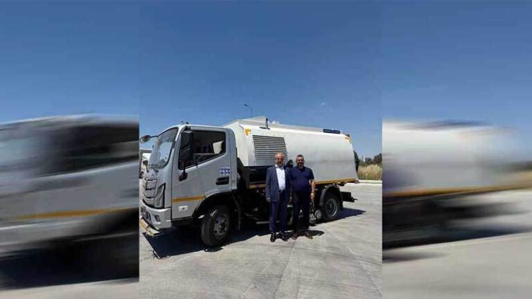 Hacılar’a yeni yol süpürme aracı kazandırıldı