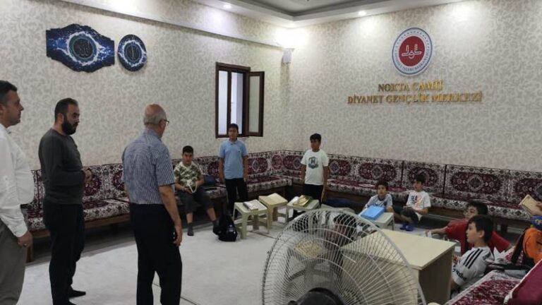 Müftü Topal’dan Yaz Kur’an Kurslarına moral ziyareti