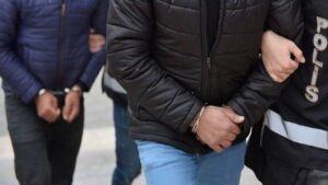 Bilişim dolandırıcılığından aranan şahıs yakalandı