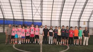 Camiler arası futbol turnuvası yarı finallere taşındı