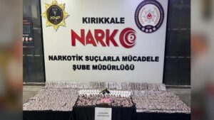 Sentetik hap ve çok sayıda uyuşturucu ele geçirildi