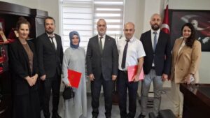 Başarılı aile hekimlerine teşekkür belgesi