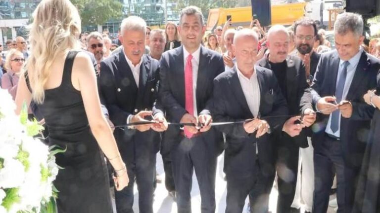 Akademident Ağız ve Diş Sağlığı Polikliniği açıldı